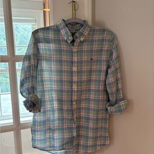 Vineyard Vines Blue and Pink Casual Button Down Shirt